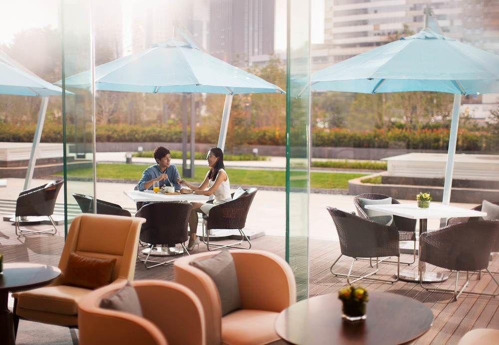 Courtyard By Marriott Zhengzhou East Hotell Exteriör bild