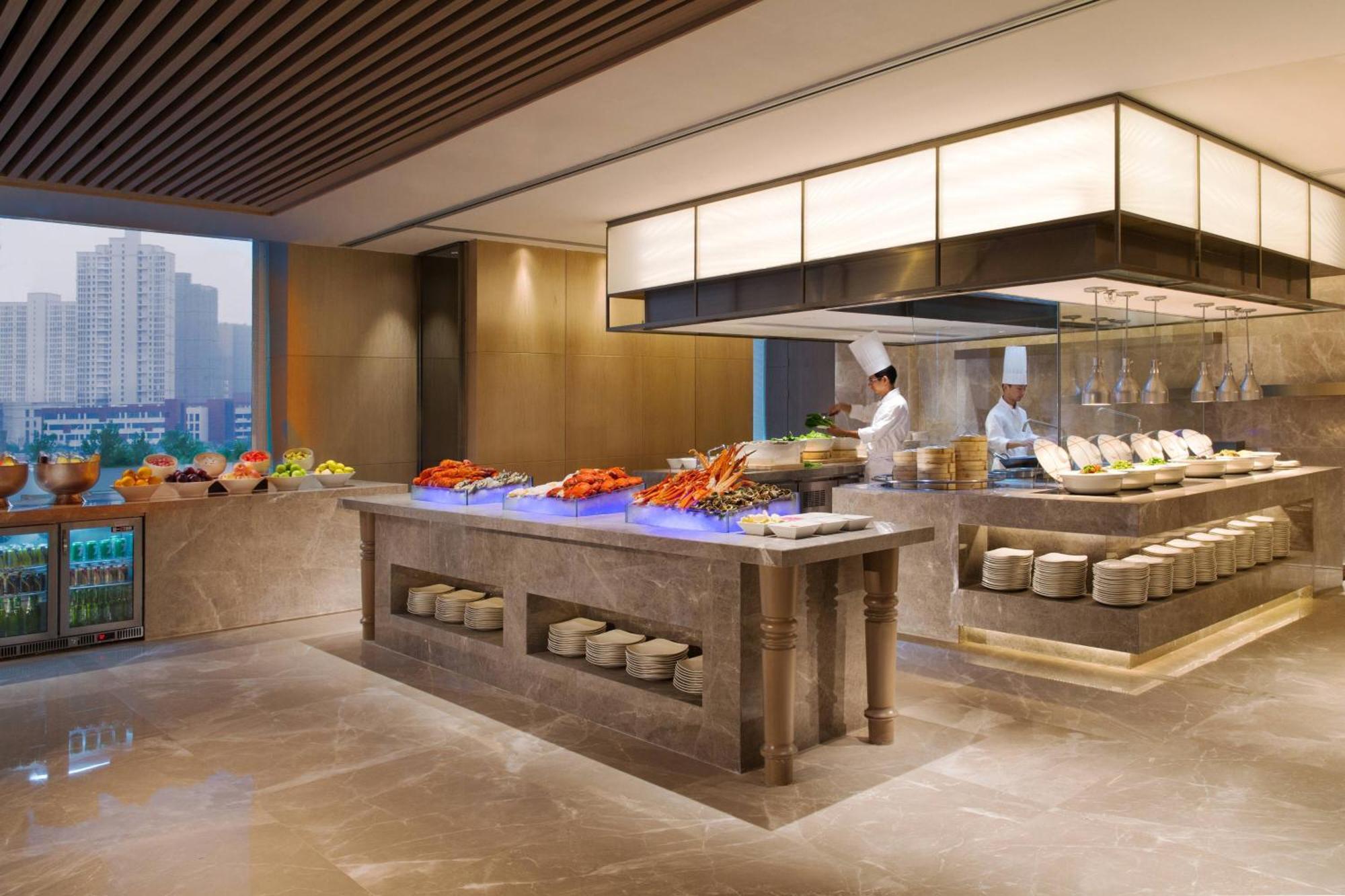 Courtyard By Marriott Zhengzhou East Hotell Exteriör bild