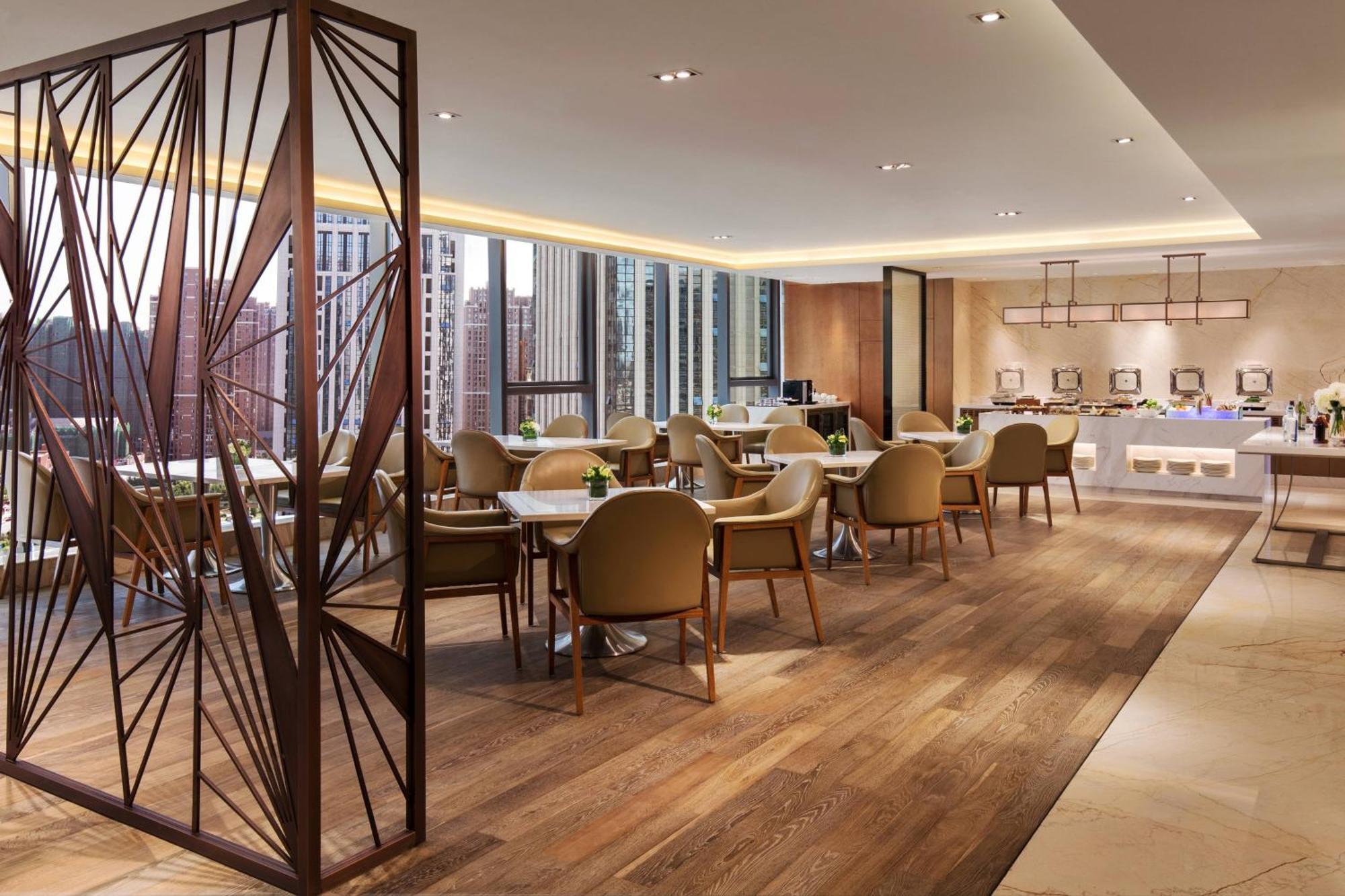 Courtyard By Marriott Zhengzhou East Hotell Exteriör bild