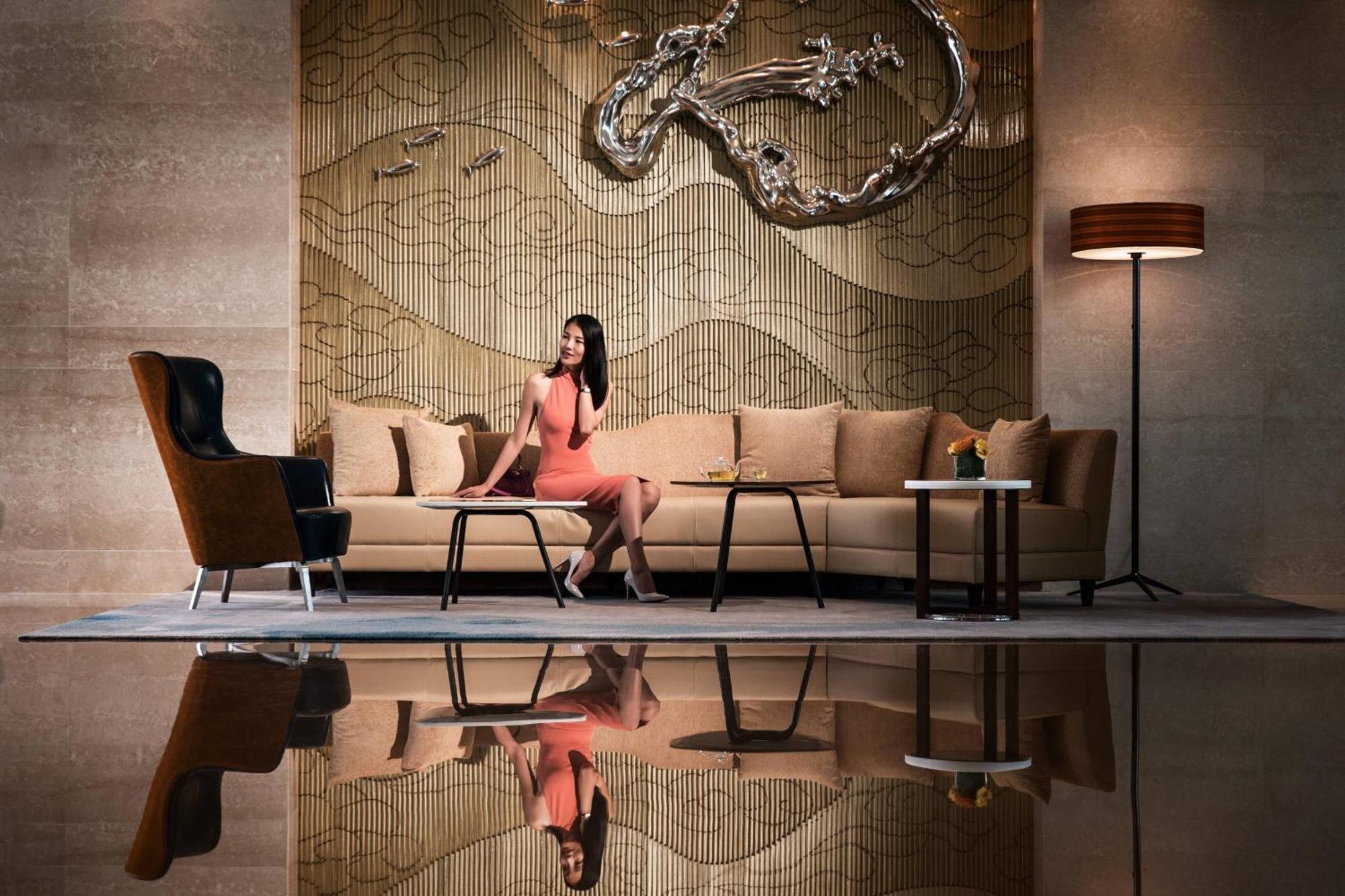 Courtyard By Marriott Zhengzhou East Hotell Exteriör bild