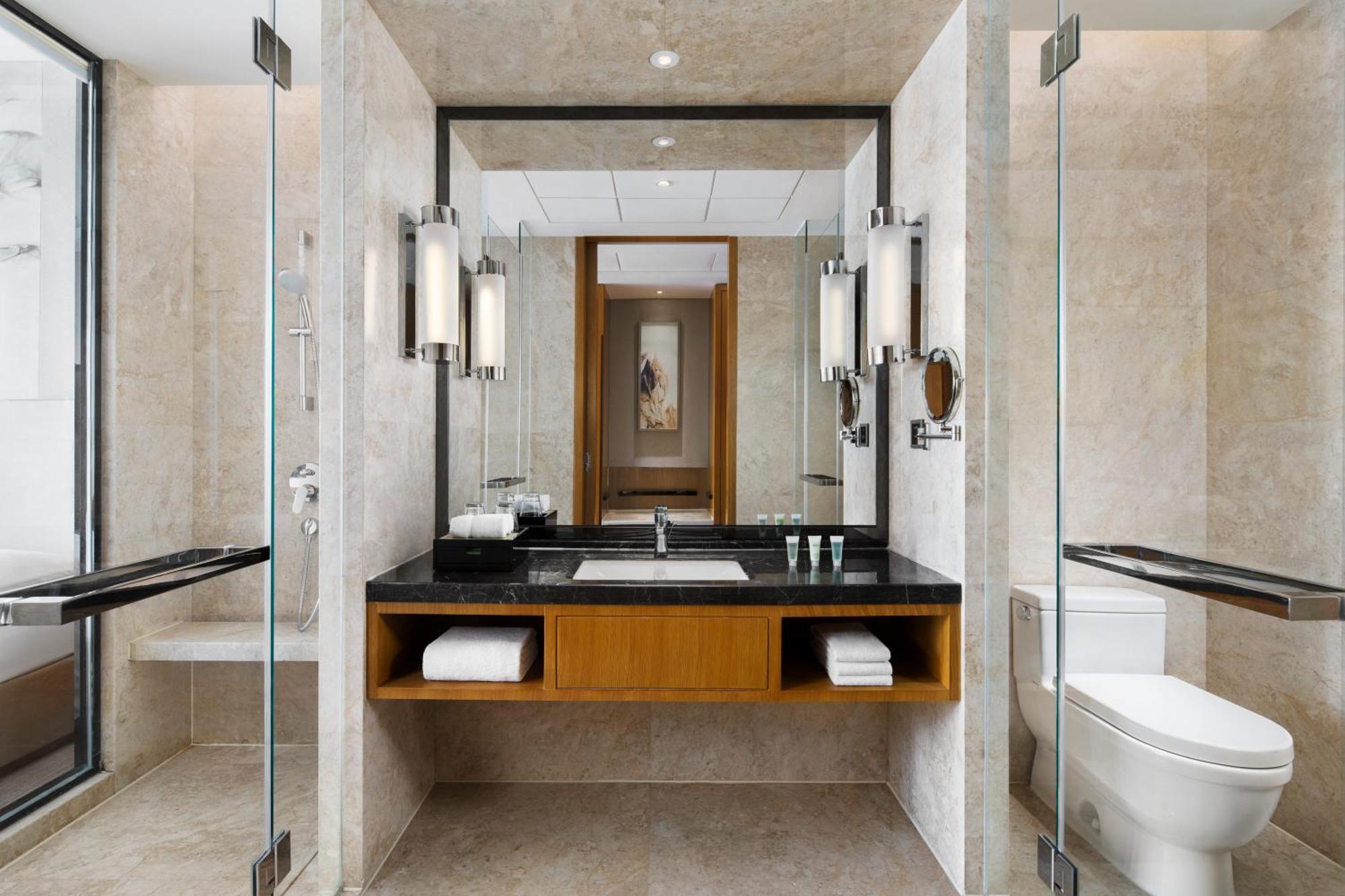 Courtyard By Marriott Zhengzhou East Hotell Exteriör bild